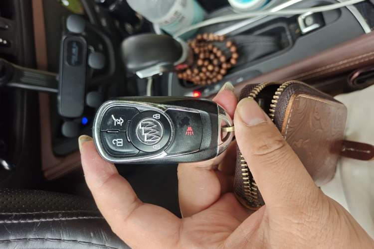 Used Buick Envision 2018 28T Four-Wheel Drive Elite Version Vehicle Key