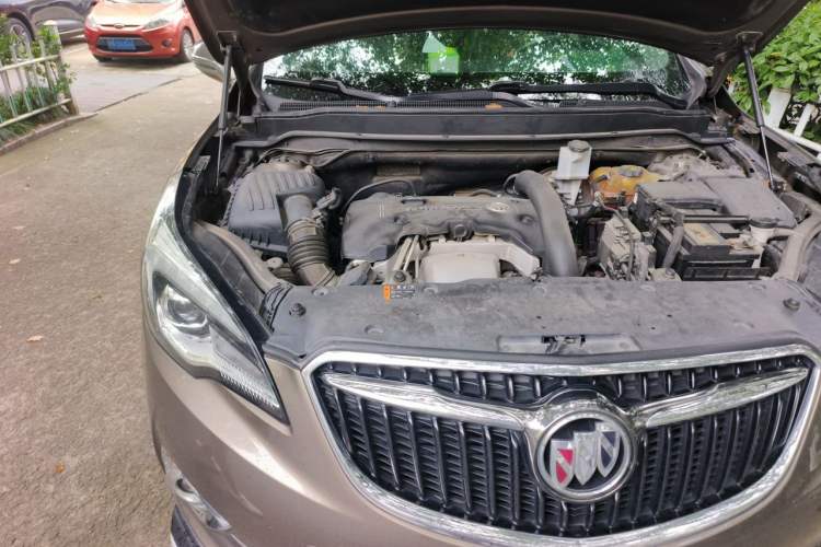 Used Buick Envision 2018 28T Four-Wheel Drive Elite Version Engine Bay Right