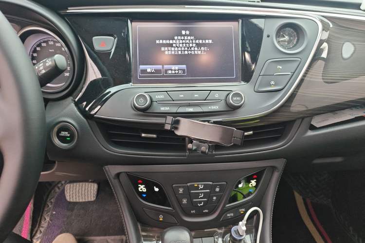 Used Buick Envision 2019 20T Two-Wheel Drive Elite Version China VI Standard Audio And AC Panel