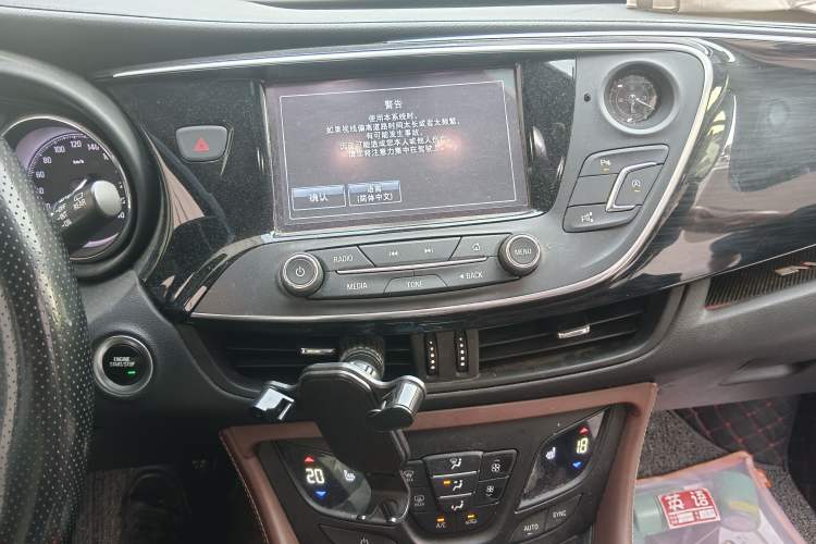 Used Buick Envision 2019 20T Two-Wheel Drive Luxury Version China VI Standard Audio And AC Panel