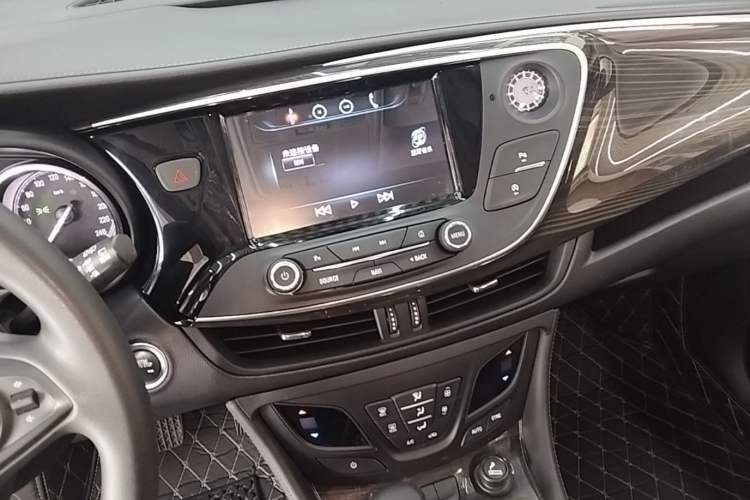 Used Buick Envision 2019 20T Two-Wheel Drive Leading Model China VI Standard Audio And AC Panel