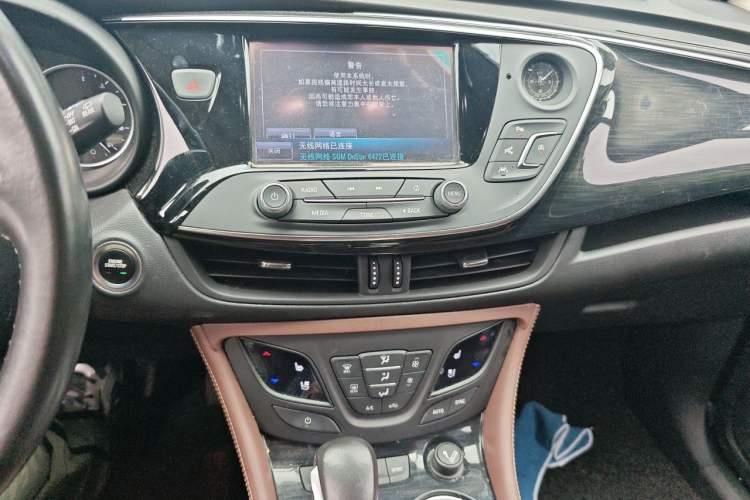 Used Buick Envision 2019 28T Four-Wheel Drive Luxury Version China V Standard Audio And AC Panel