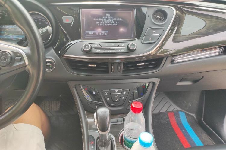 Used Buick Envision 2019 20T Two-Wheel Drive Elite Version China VI Standard Audio And AC Panel