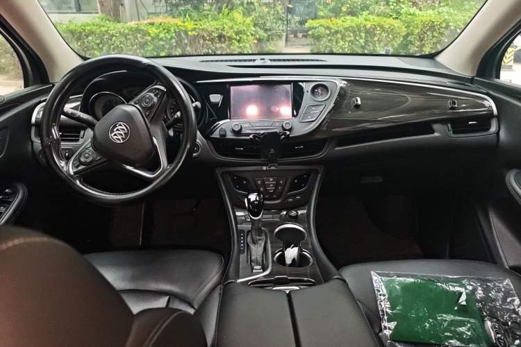 Used Buick Envision 2019 20T Two-Wheel Drive Elite Version China VI Standard Center Console