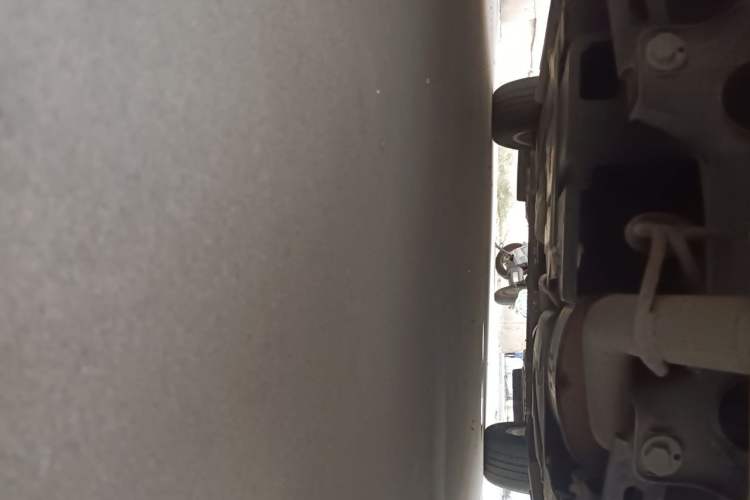 Used Buick Envision 2019 20T Two-Wheel Drive Luxury Version China VI Standard Chassis Rear