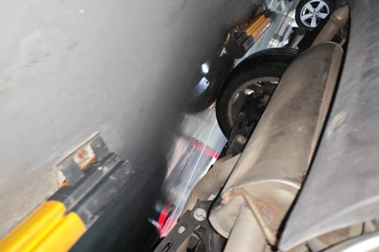 Used Buick Envision 2019 28T 4x4 Elite Version China V Standard Chassis Rear