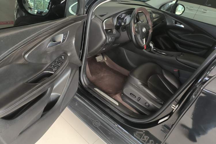 Used Buick Envision 2019 20T Two-Wheel Drive Elite Version China VI Standard Driver Seat