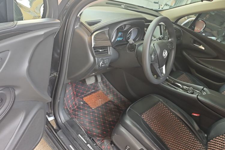 Used Buick Envision 2019 20T Two-Wheel Drive Leading Model China VI Standard Driver Seat