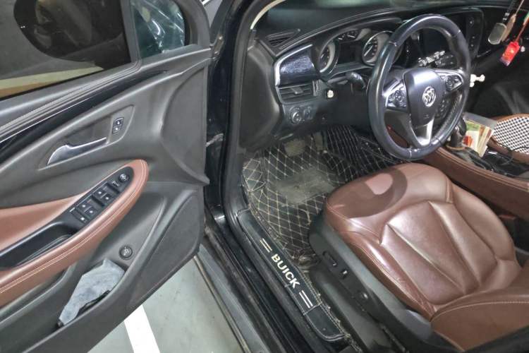 Used Buick Envision 2019 28T 4x4 Elite Version China V Standard Driver Seat