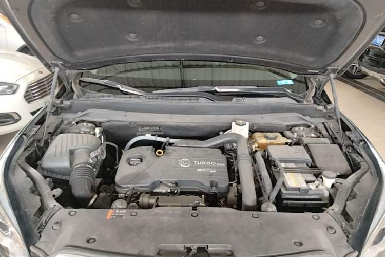 Used Buick Envision 2019 20T Two-Wheel Drive Elite Version China V Standard Engine Bay