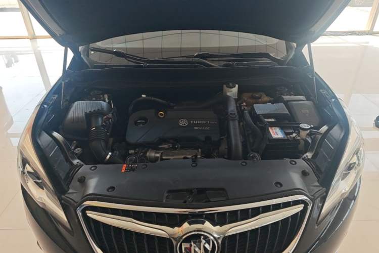Used Buick Envision 2019 20T Two-Wheel Drive Luxury Version China V Standard Engine Bay