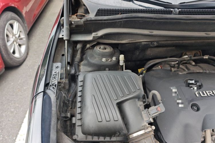 Used Buick Envision 2019 28T Four-Wheel Drive Luxury Version China V Standard Engine Bay Right
