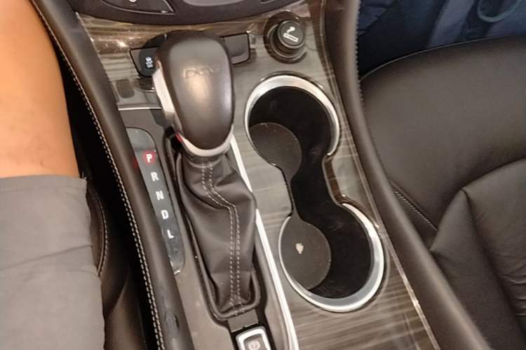 Used Buick Envision 2019 20T Two-Wheel Drive Elite Version China V Standard Gear Lever
