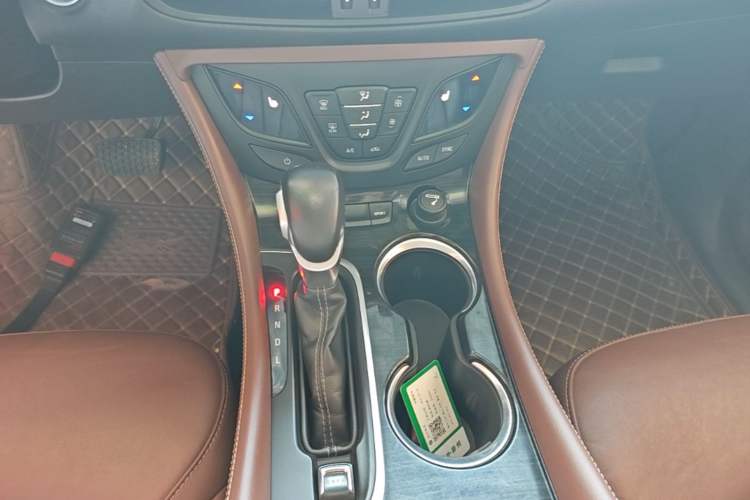 Used Buick Envision 2019 28T 4x4 Elite Version China V Standard Gear Lever