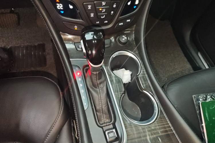 Used Buick Envision 2019 20T Two-Wheel Drive Elite Version China VI Standard Gear Lever