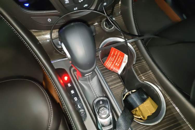 Used Buick Envision 2019 20T Two-Wheel Drive Elite Version China VI Standard Gear Lever