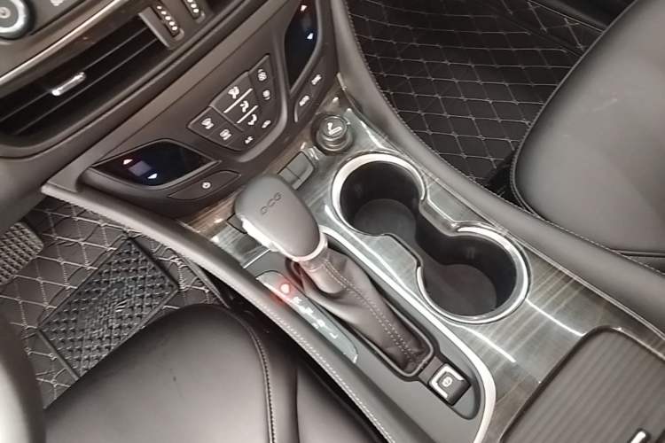 Used Buick Envision 2019 20T Two-Wheel Drive Leading Model China VI Standard Gear Lever