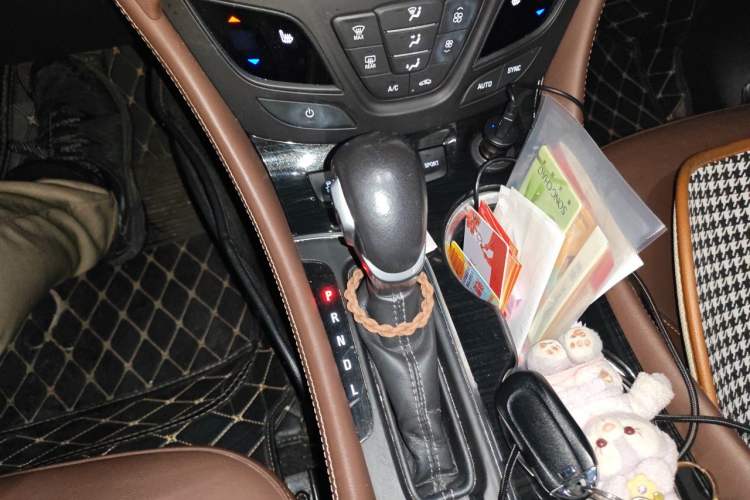 Used Buick Envision 2019 28T 4x4 Elite Version China V Standard Gear Lever