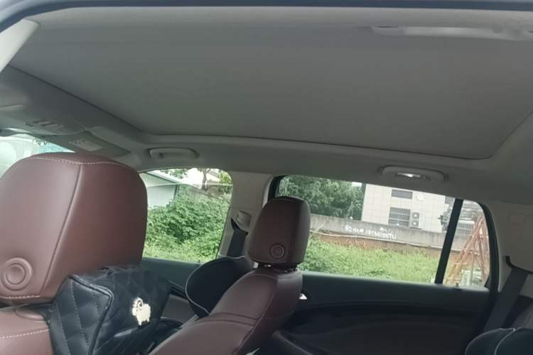Used Buick Envision 2019 20T Two-Wheel Drive Luxury Version China VI Standard Headliner
