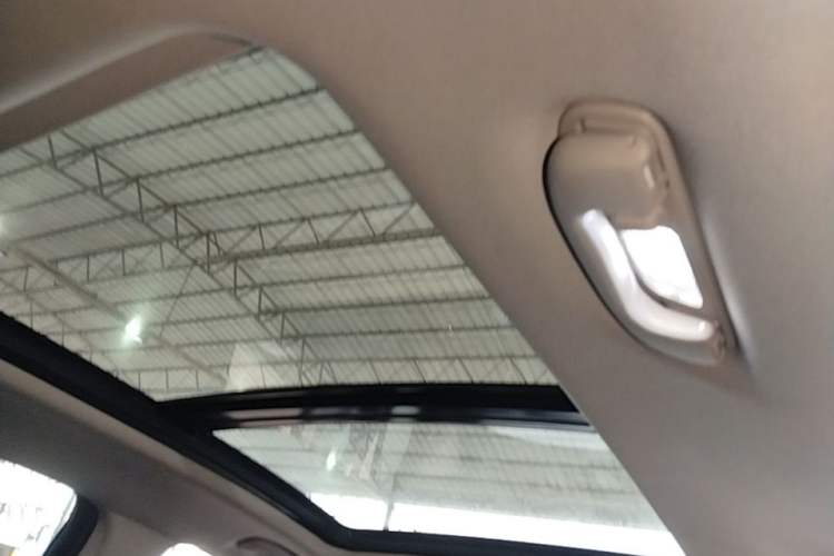 Used Buick Envision 2019 20T Two-Wheel Drive Elite Version China V Standard Headliner