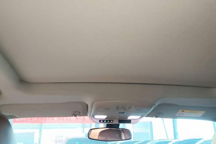 Used Buick Envision 2019 20T Two-Wheel Drive Luxury Version China VI Standard Headliner