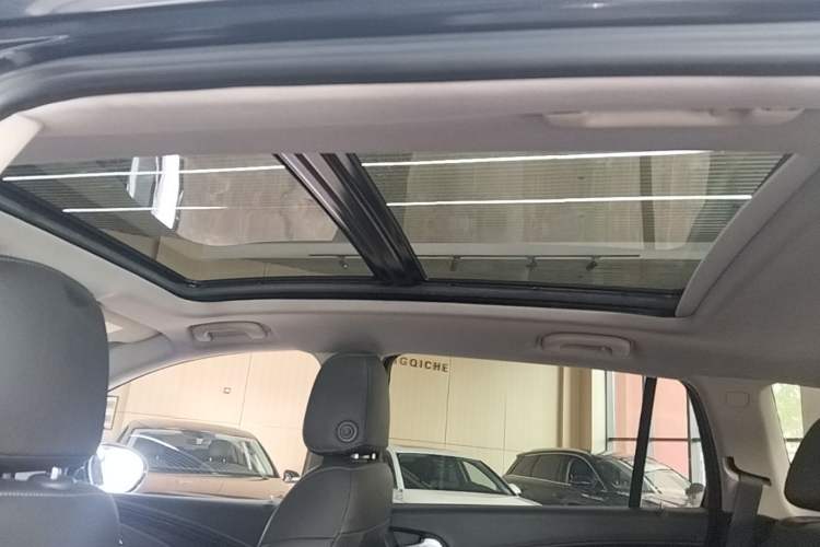 Used Buick Envision 2019 20T Two-Wheel Drive Leading Model China VI Standard Headliner