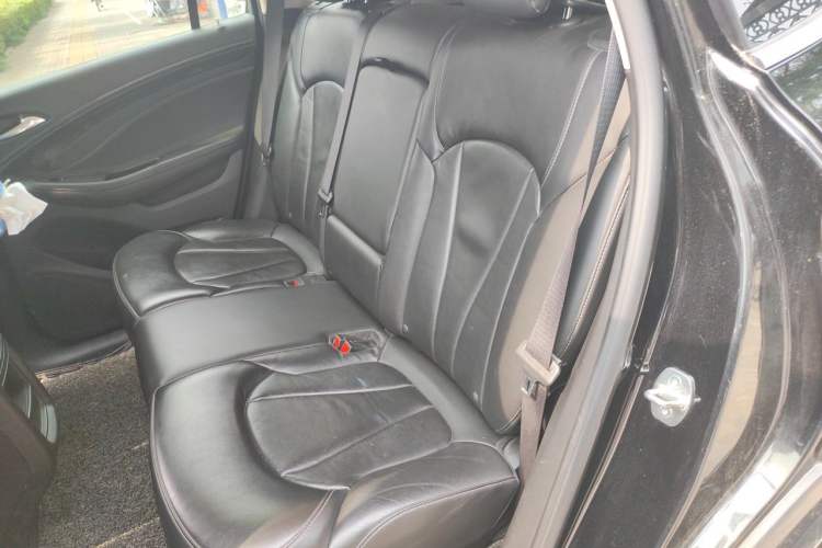 Used Buick Envision 2019 20T Two-Wheel Drive Elite Version China VI Standard Interior 4