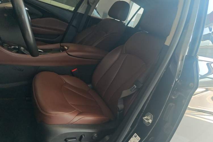 Used Buick Envision 2019 20T Two-Wheel Drive Luxury Version China V Standard Left Front Seat