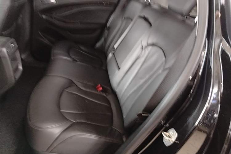 Used Buick Envision 2019 20T Two-Wheel Drive Elite Version China V Standard Left Rear Seat