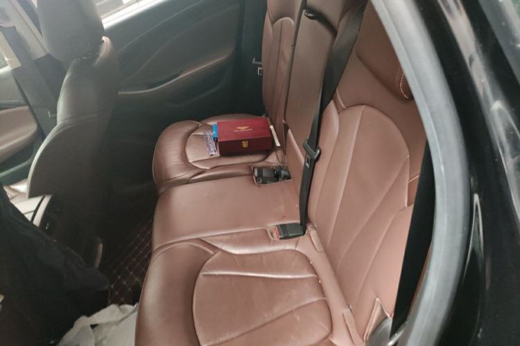 Used Buick Envision 2019 28T 4x4 Elite Version China V Standard Left Rear Seat