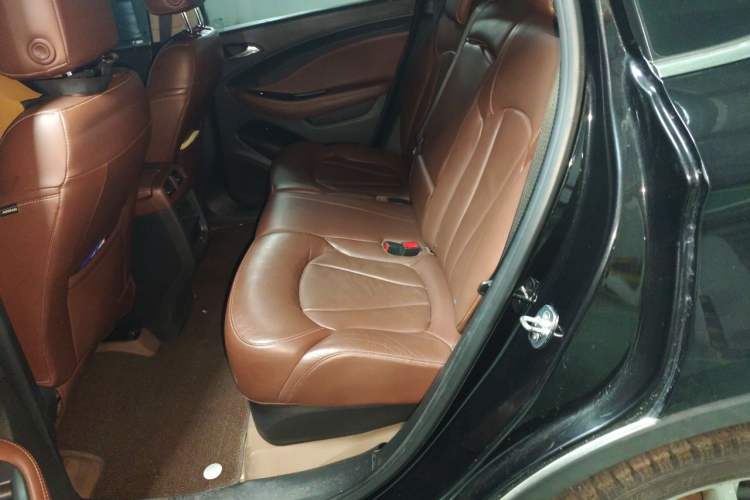 Used Buick Envision 2019 20T Two-Wheel Drive Luxury Version China V Standard Left Rear Seat
