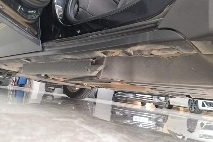 Used Buick Envision 2019 20T Two-Wheel Drive Leading Model China VI Standard Left Side Sill