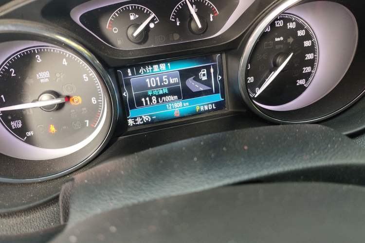 Used Buick Envision 2019 28T 4x4 Elite Version China V Standard Odometer Close Up
