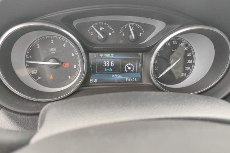 Used Buick Envision 2019 20T Two-Wheel Drive Luxury Version China V Standard Odometer Close Up