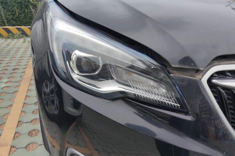 Used Buick Envision 2019 20T Two-Wheel Drive Luxury Version China V Standard Right Front Headlight