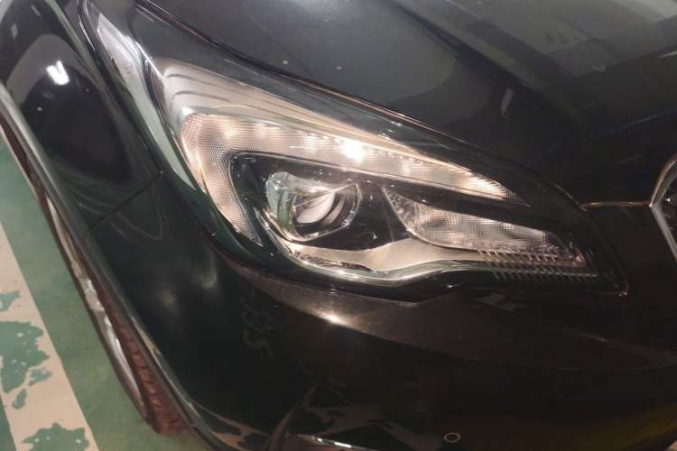 Used Buick Envision 2019 20T Two-Wheel Drive Luxury Version China V Standard Right Front Headlight