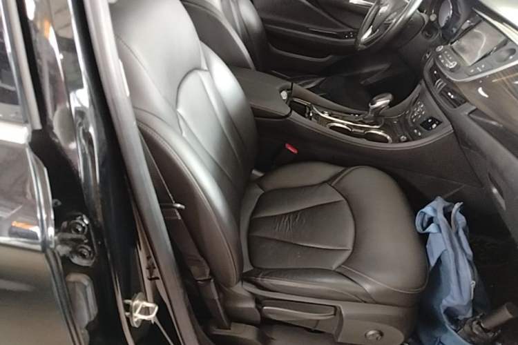 Used Buick Envision 2019 20T Two-Wheel Drive Elite Version China V Standard Right Front Seat