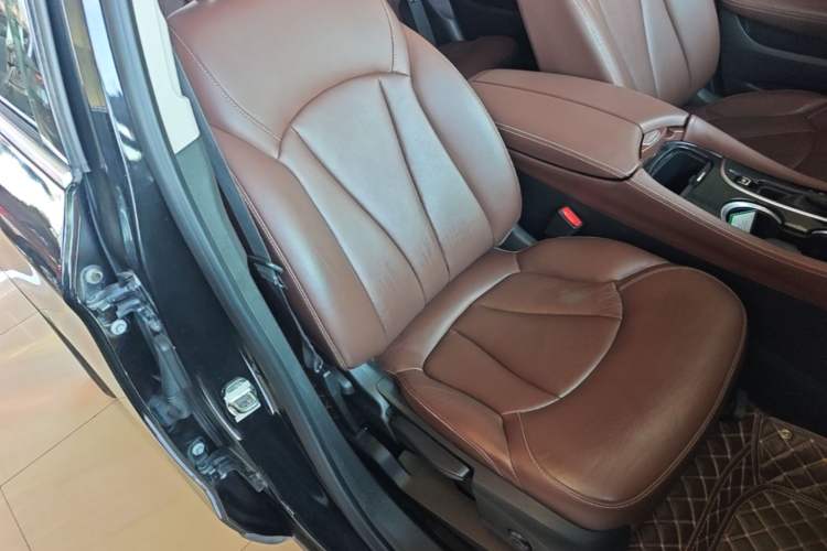 Used Buick Envision 2019 28T 4x4 Elite Version China V Standard Right Front Seat