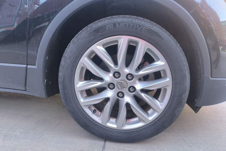 Used Buick Envision 2019 28T Four-Wheel Drive Elite Version China VI Standard Right Front Wheel Hub