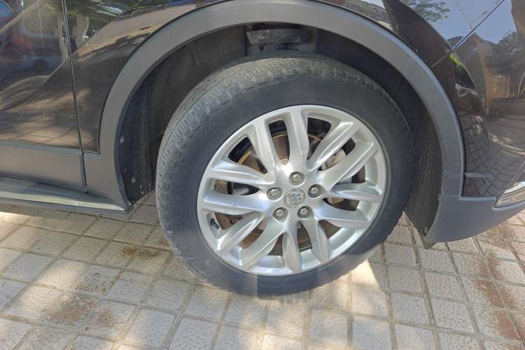 Used Buick Envision 2019 28T Four-Wheel Drive Luxury Version China V Standard Right Front Wheel Hub