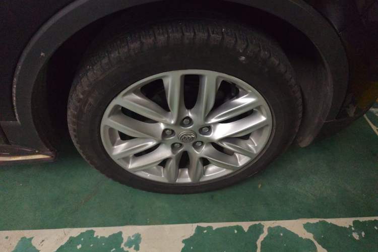 Used Buick Envision 2019 20T Two-Wheel Drive Luxury Version China V Standard Right Front Wheel Hub