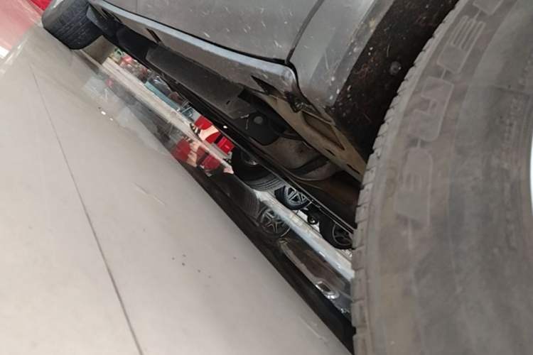 Used Buick Envision 2019 20T Two-Wheel Drive Elite Version China V Standard Right Side Sill