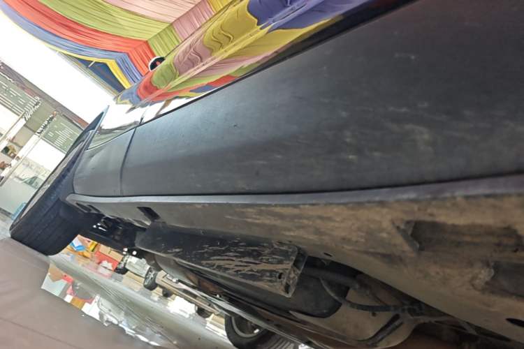 Used Buick Envision 2019 28T 4x4 Elite Version China V Standard Right Side Sill