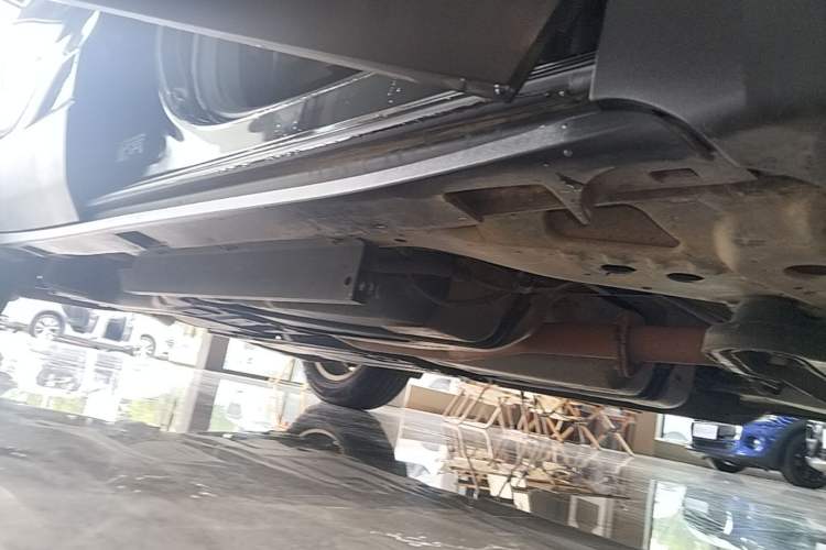 Used Buick Envision 2019 20T Two-Wheel Drive Leading Model China VI Standard Right Side Sill