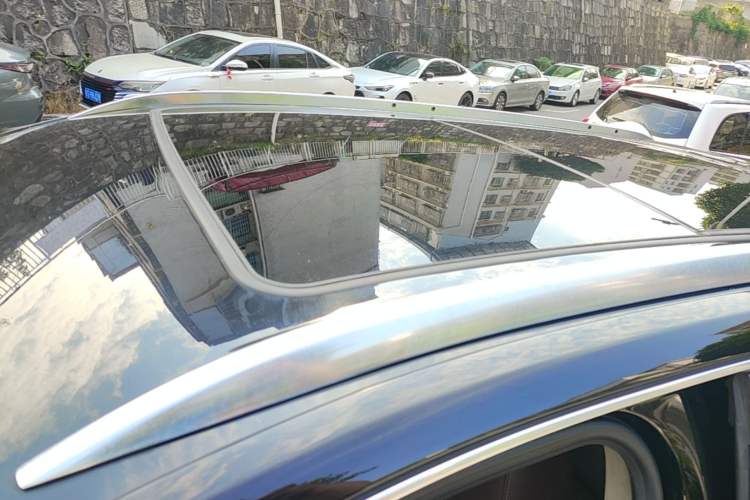 Used Buick Envision 2019 20T Two-Wheel Drive Luxury Version China V Standard Roof