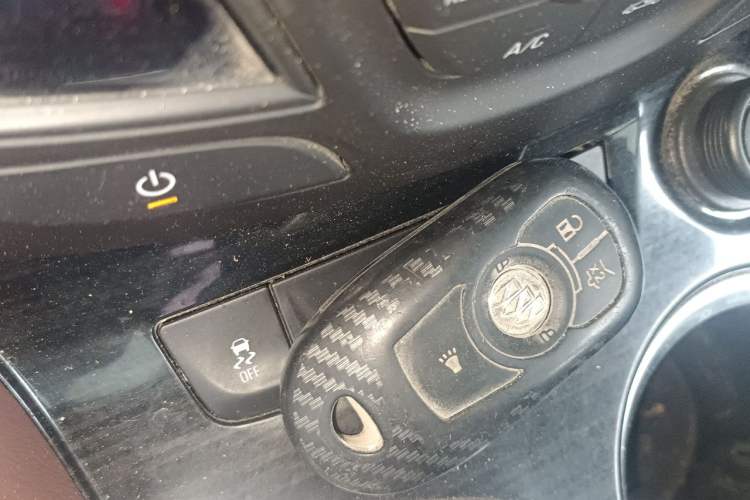 Used Buick Envision 2019 28T 4x4 Elite Version China V Standard Vehicle Key