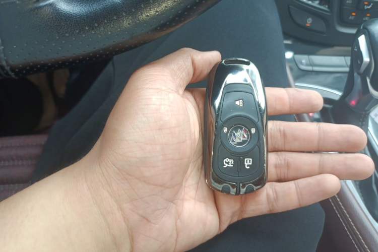 Used Buick Envision 2019 28T 4x4 Elite Version China V Standard Vehicle Key
