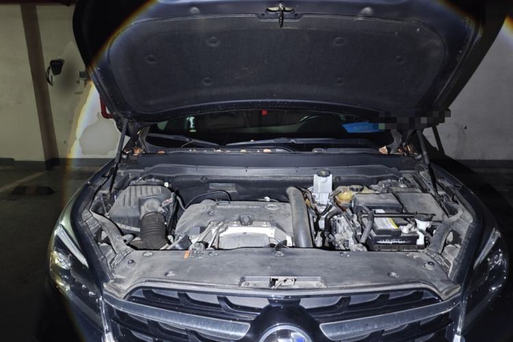 Used Buick Envision 2019 28T Four-Wheel Drive Elite Version China VI Standard Engine Bay