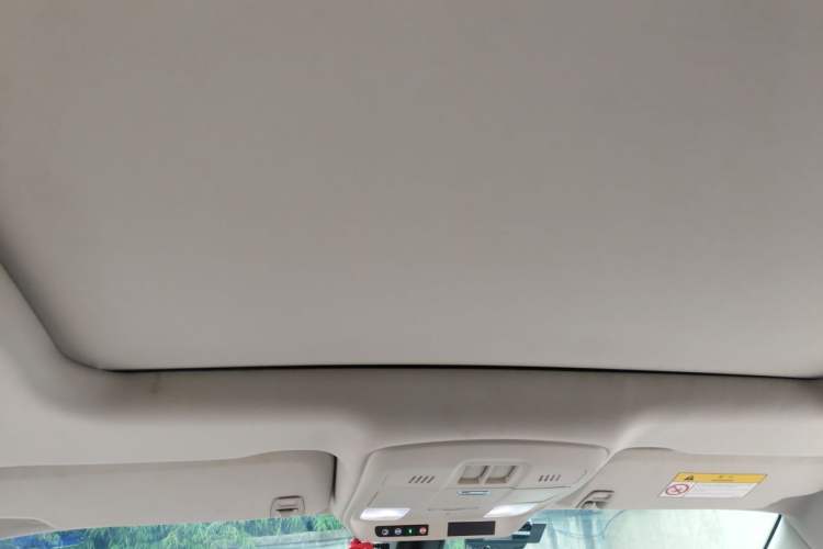 Used Buick Envision 2019 20T Two-Wheel Drive Luxury Version China VI Standard Headliner
