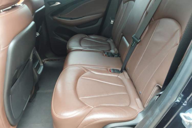 Used Buick Envision 2019 20T Two-Wheel Drive Luxury Version China VI Standard Left Rear Seat